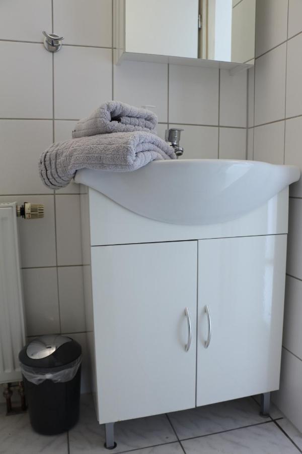 Ein Gemuetliches Zimmer An Der Schweizer Grenze Bietingen Buitenkant foto